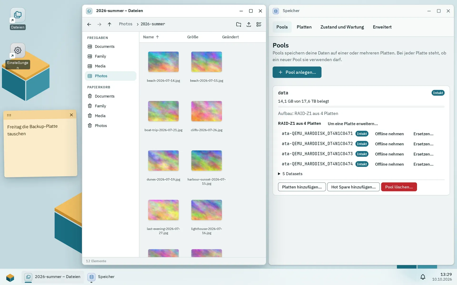 Der Pithyx-Desktop im Browser: die Fenster Dateien und Speicher nebeneinander, zwei Verknüpfungen und eine Notiz auf dem Desktop und unten die Taskleiste